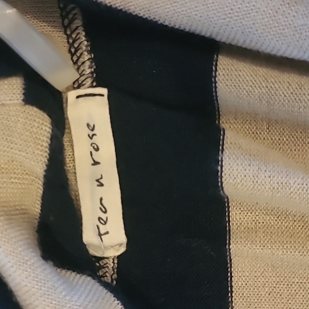 Cardigan - Picture 3 of 3